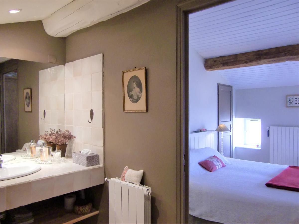 Bed and Breakfast Du Cote De L'Ombriere Geay  Exterior foto